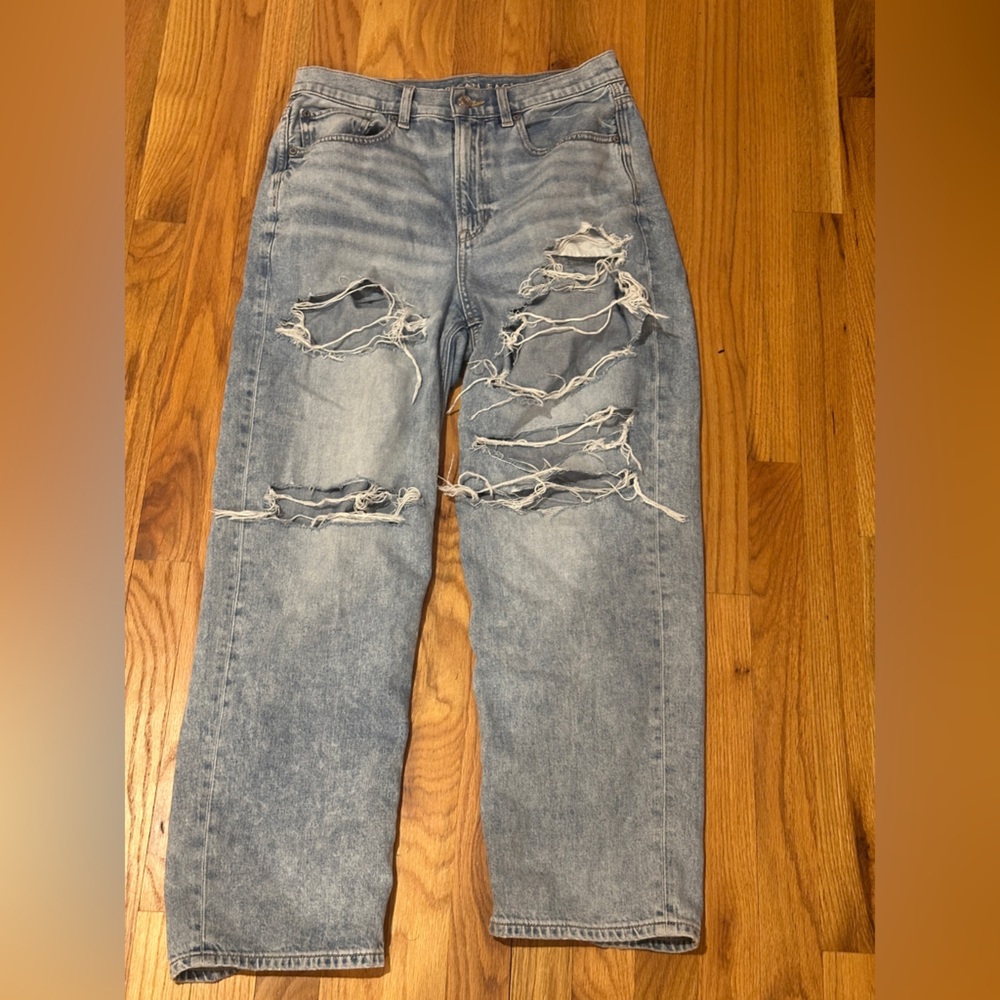 American Eagle High Waist Straight Jean